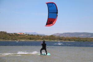 Kitesurf - åkare på vattnet
